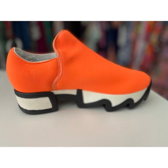 iRi WES I Neon Orange Low Top Sneaker - Picture 7 of 9